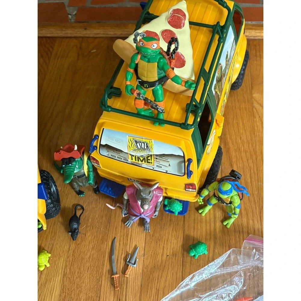 TMNT Teenage Mutant Ninja Turtles Action Figure Lot 2 Pizza Vans Bebop Splinter